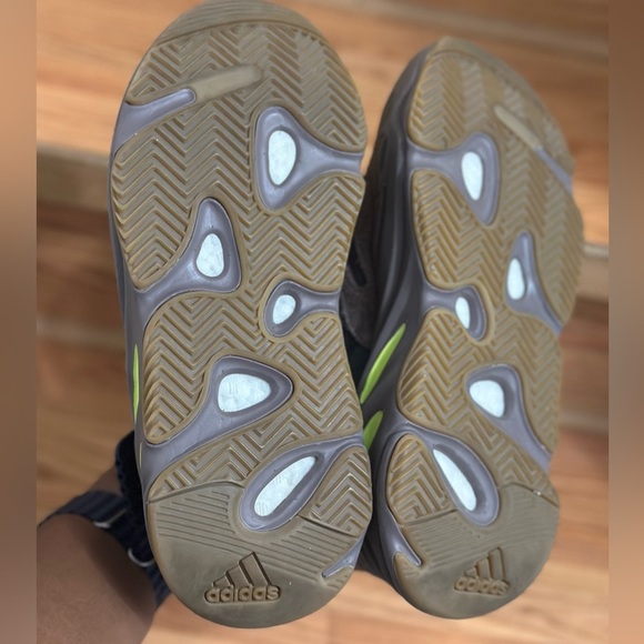 Yeezy Boost 70 Mauve Men’s Size 6 Sneakers - Picture 13 of 16